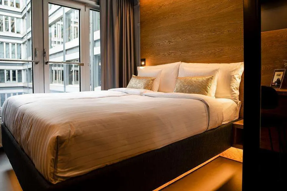 Ginn Hotel Hamburg Elbspeicher 4*,  Germania